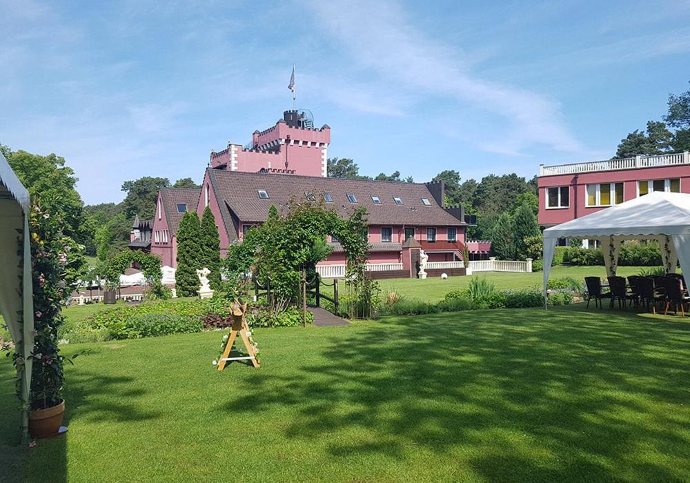 The Lakeside - Burghotel Zu Strausberg Exteriör bild