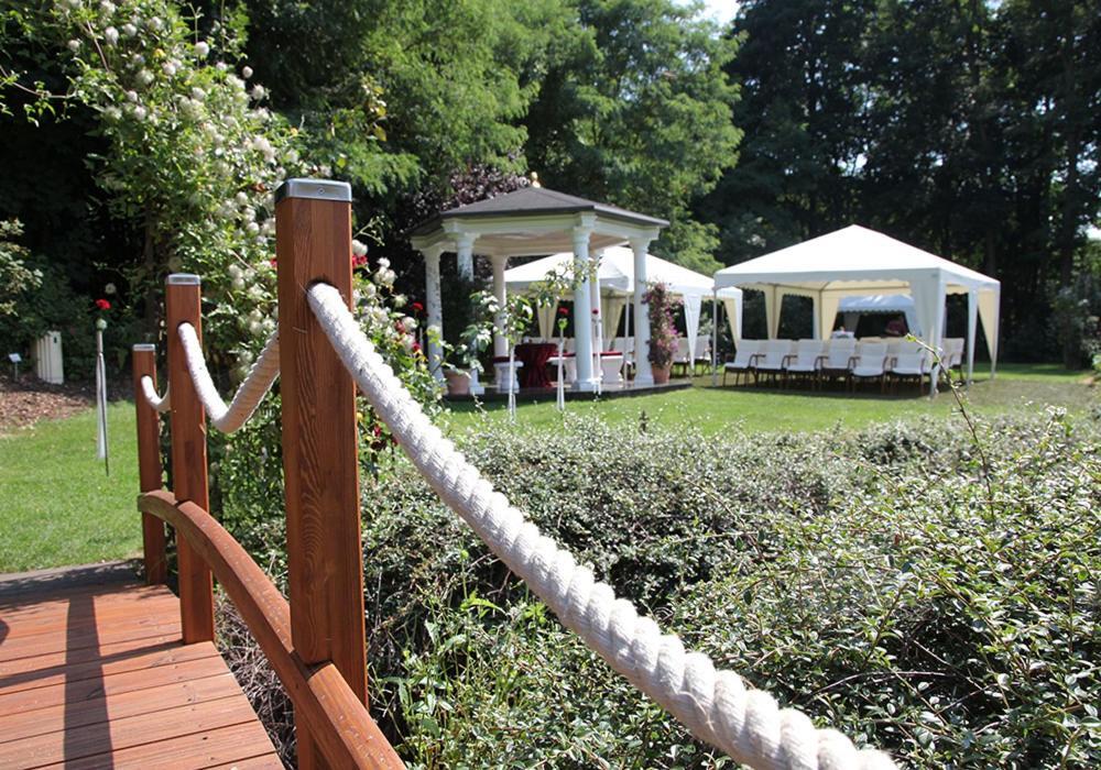 The Lakeside - Burghotel Zu Strausberg Exteriör bild